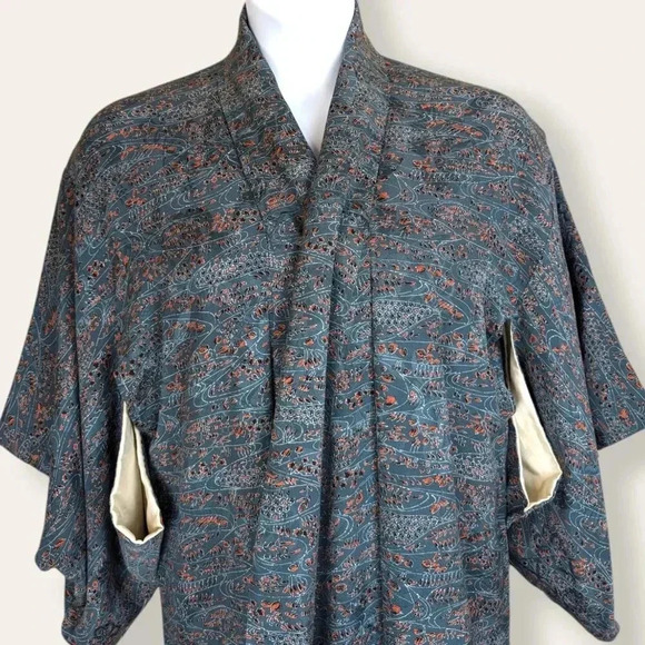 Vintage Silk Blue Floral Kimono - Picture 4 of 10